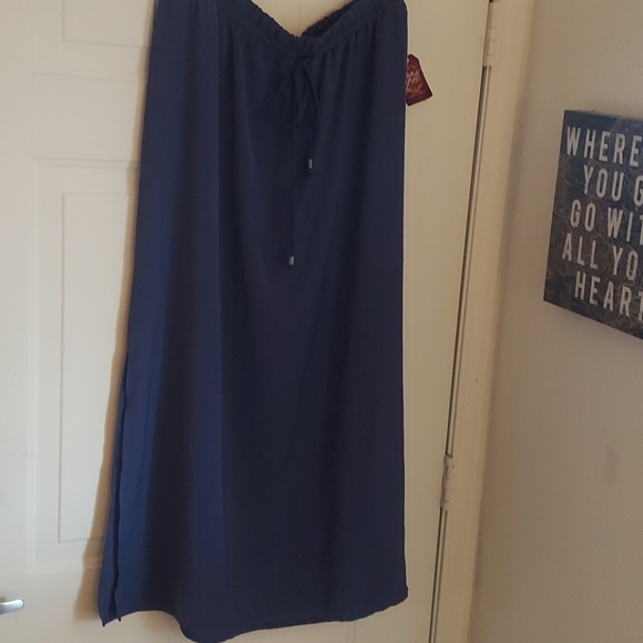 Faded Glory Dresses & Skirts - SALE‼️ Skirt with side slits 2X (20)